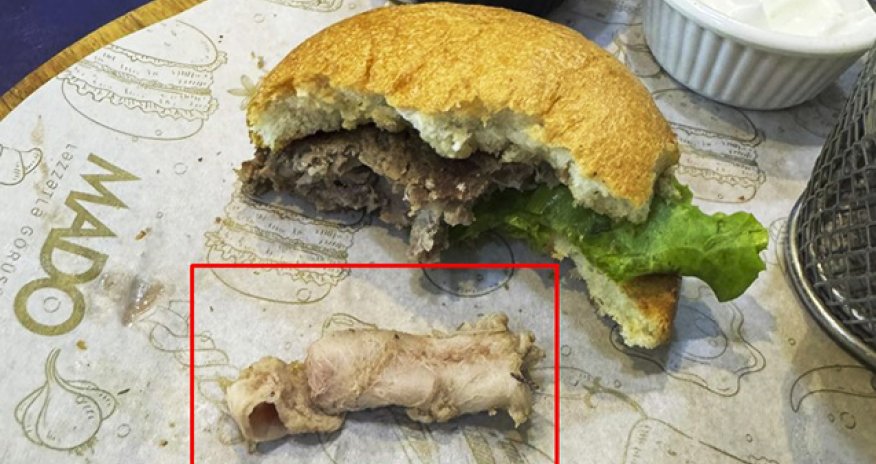 Uşaq üçün sifariş edilən yeməkdən &lsquo;qığırdaq&rsquo; çıxdı &ndash; Restoran açıqlama vermir