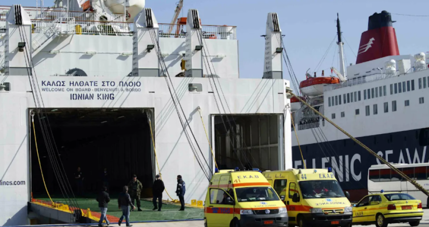 Azerbaijani arrested off Greek coast for migrant smuggling