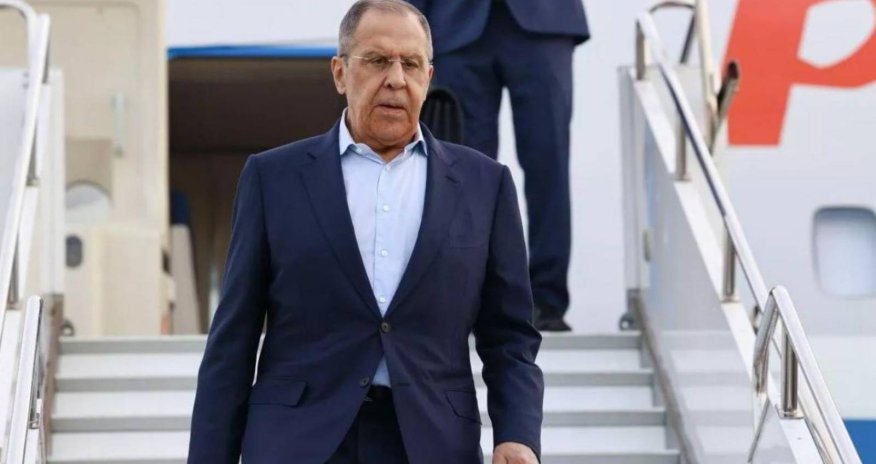 Lavrov Şimali Koreyaya səfər edib