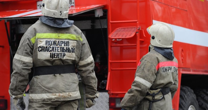 В Москве горит административное здание технопарка