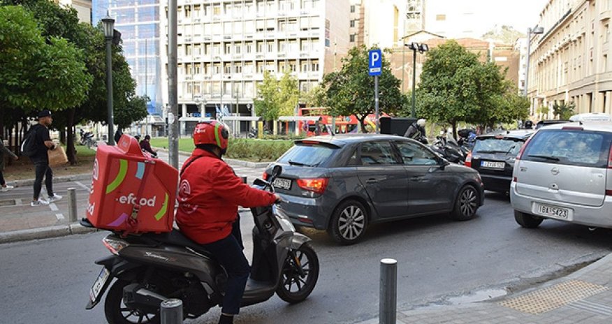 İyunda poçt və kuryer xidmətlərində azalma olub