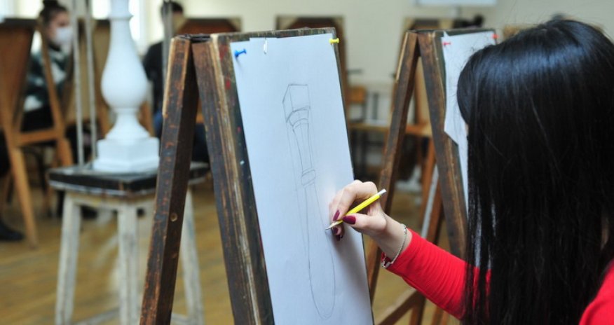 İfa və təsviri sənət imtahanları zamanı şəffaflıq və obyektivlik video yazı ilə təmin edilir - Abbaszadə