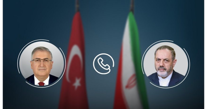 Министры обороны Турции и Ирана обсудили региональную безопасность