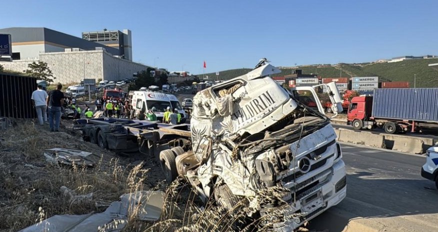 В Турции в массовом ДТП погибли пять человек