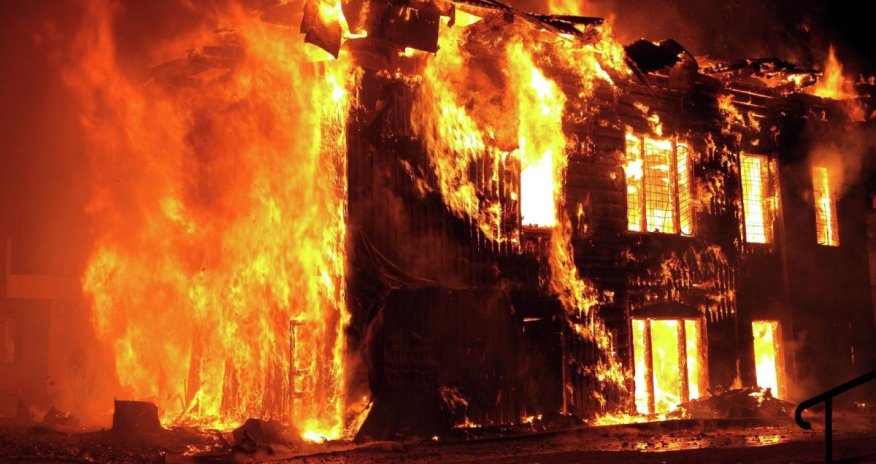 İraqda hipermarketdə yanğın - 50 nəfər ölüb