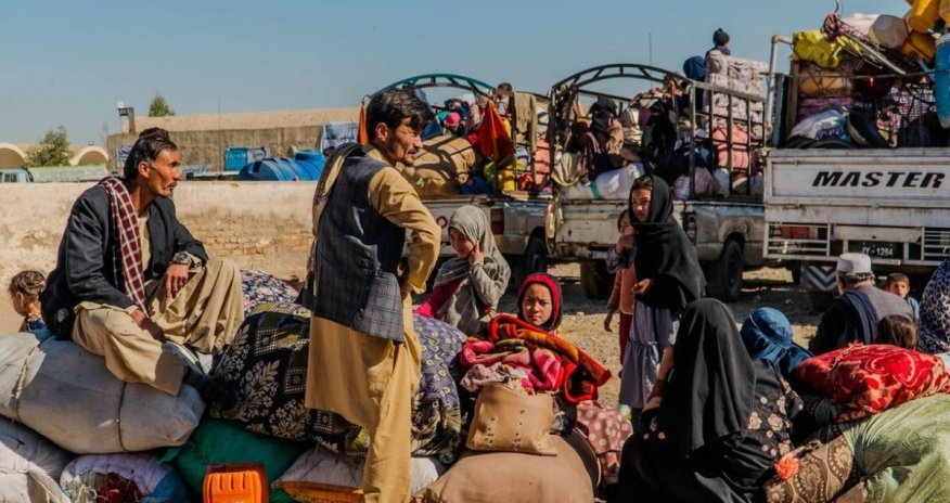 Около двух миллионов афганцев выдворили из Ирана и Пакистана