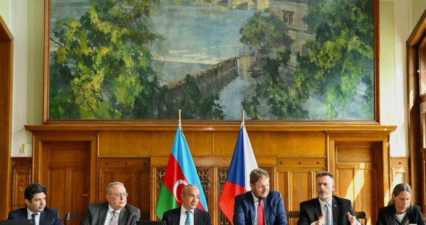 
Azərbaycanda 25 Çexiya şirkəti fəaliyyət göstərir