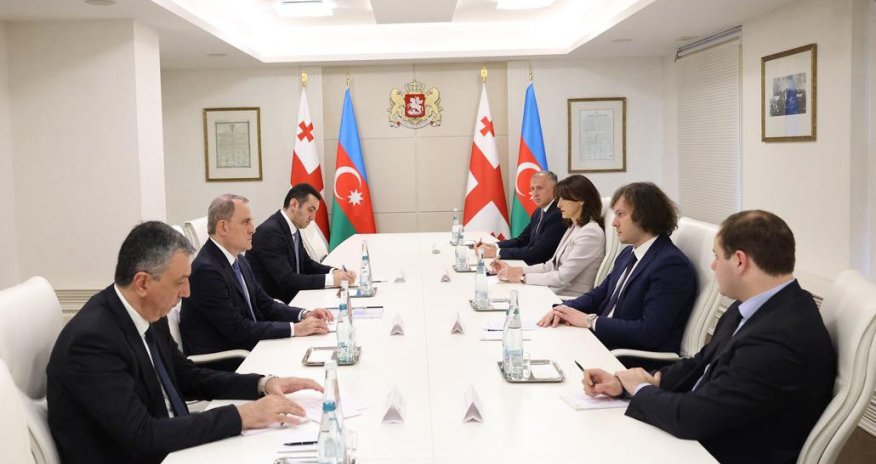 Kobaxidze Ceyhun Bayramovu qəbul edib