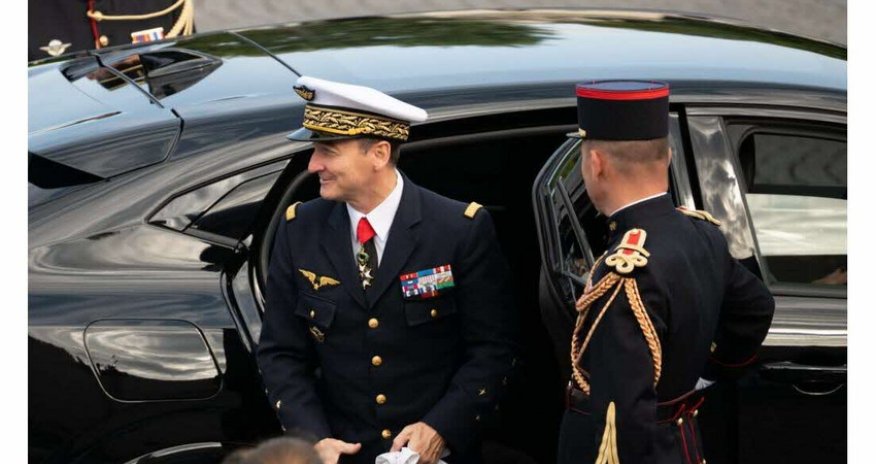 Главу Генштаба ВС Франции отправили в отставку