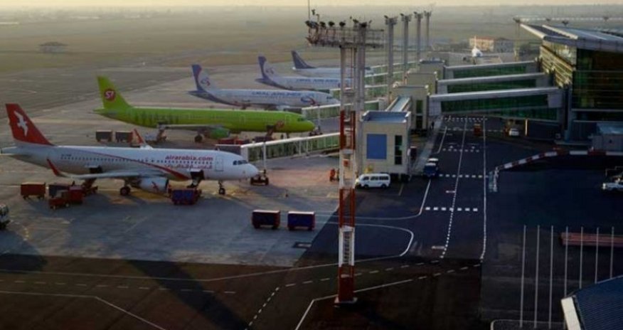 Вылетевший в Кишинев самолет вернулся в Ереван из-за технических проблем