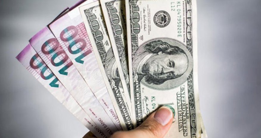 Fiziki şəxslərin əmanətlərində milli valyutanın payı 67%-ə çatıb