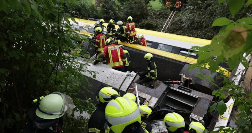 Four dead, dozens injured as passenger train derails in Germany