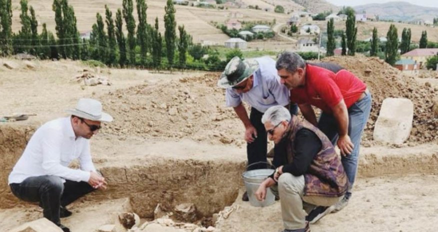 International team uncovers ancient burial artifacts in Azerbaijan&rsquo;s Yardymli district