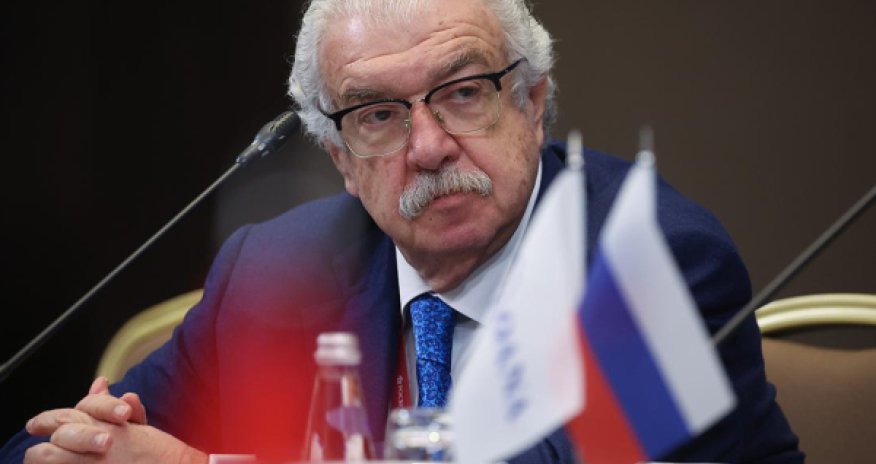 В России предложили лишить Михаила Гусмана наград