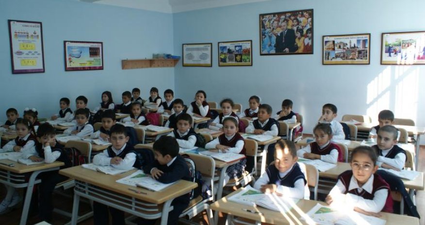 Rus bölməsi üzrə məktəbəqəbul göstəriciləri dəyişməz qalıb