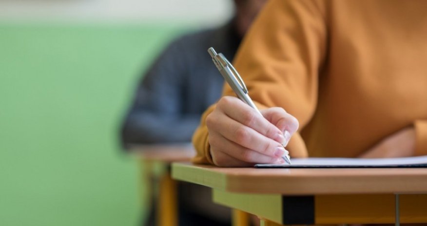 Magistraturaya elektron sənəd qəbulunun vaxtı uzadılıb