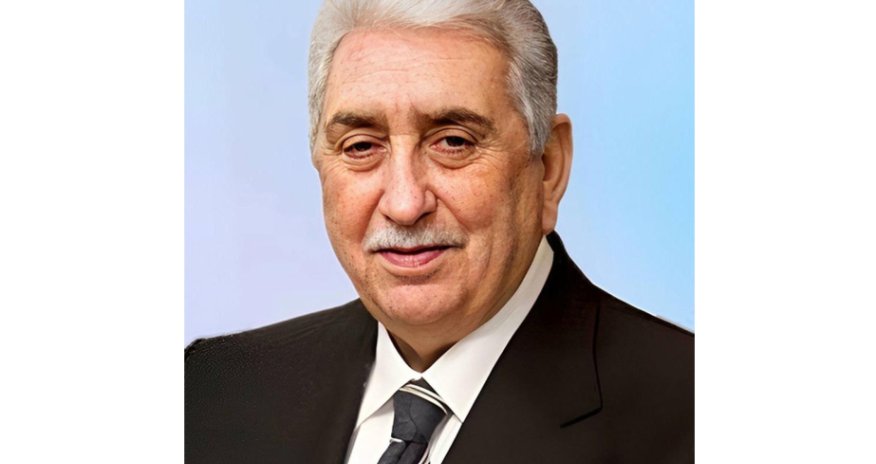 
Prezident İlham Əliyev və Birinci xanım Mehriban Əliyeva Arif Babayevin vəfatı ilə bağlı nekroloq imzalayıblar