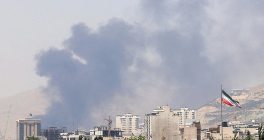 Tehranda hava çirkliliyinə görə minlərlə insan öldü