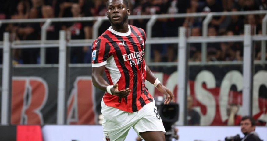 
Английский клуб нацелился на полузащитника "Милана"