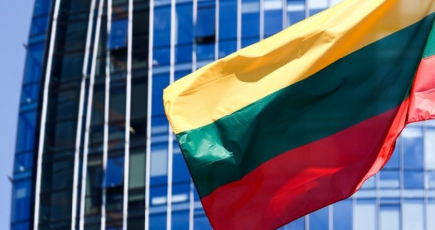Правительство Литвы вслед за премьером ушло в отставку