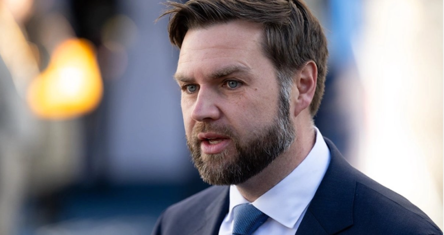 Трамп назвал Вэнса вероятным преемником