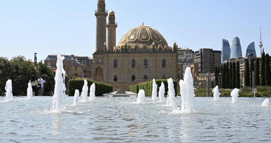 "Təzə Pir" məscidi ətrafındakı tarixi məhəllə abadlaşdırılaraq yenidən qurulacaq