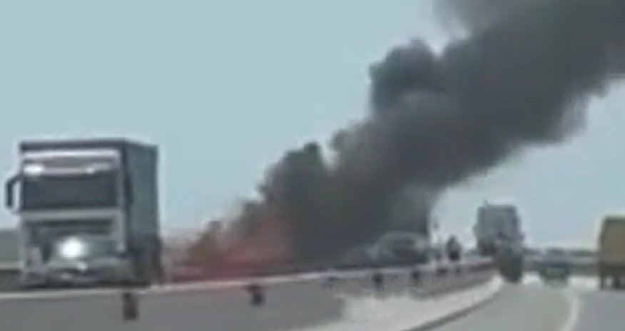 Ələt-Astara yolunda maşın yanıb