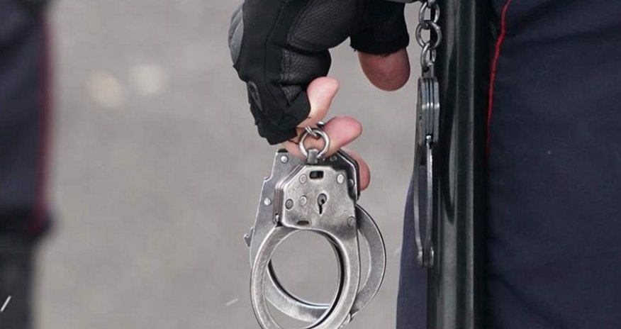 В Абшеронском районе задержаны три человека, совершавшие кражи из домов
