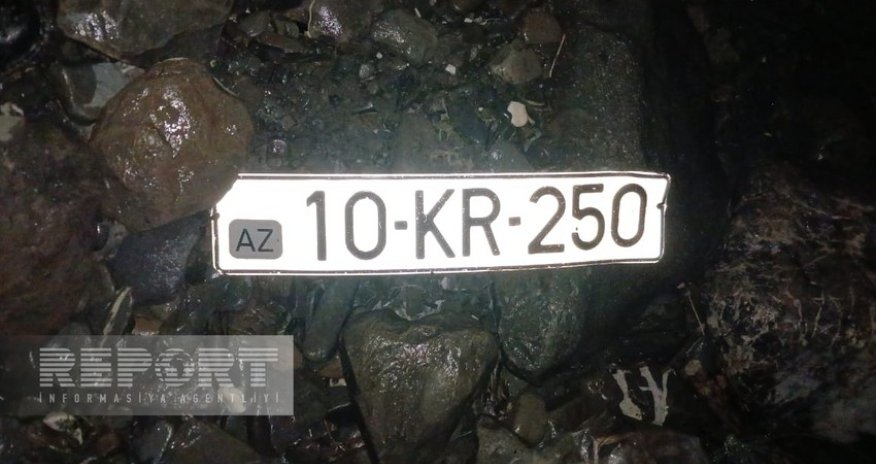 İsmayıllıda avtomobil körpüdən aşaraq yanıb, xəsarət alanlar var