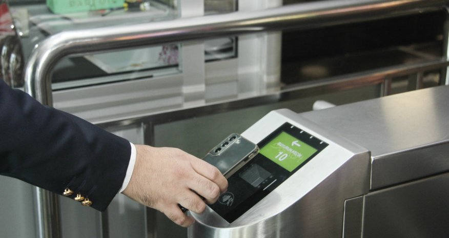 Metroda QR-kodla ödənişlərdə problem yaranıb