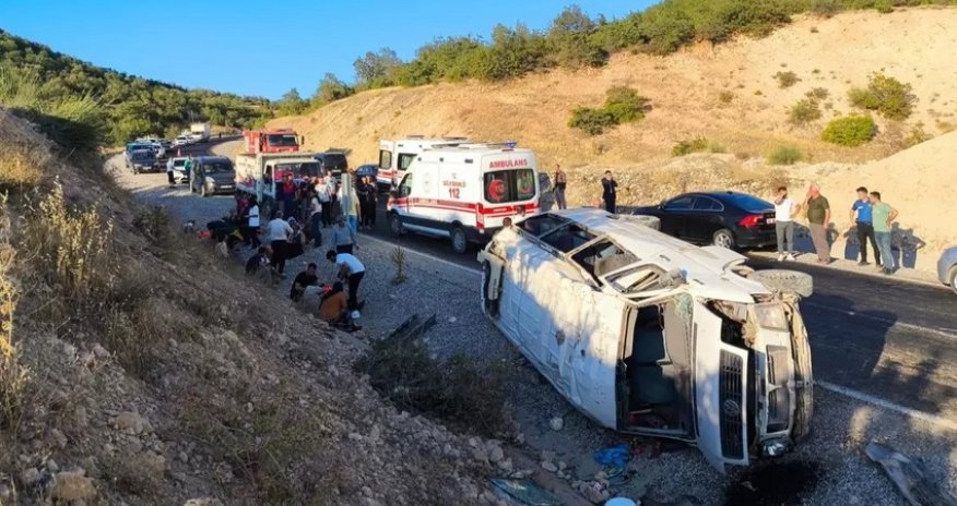 В серьезном ДТП в Турции пострадали 19 человек