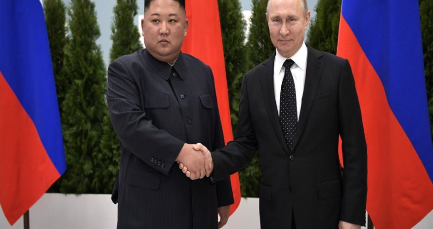 Putin ilə Kim Çen In arasında telefon danışığı olub