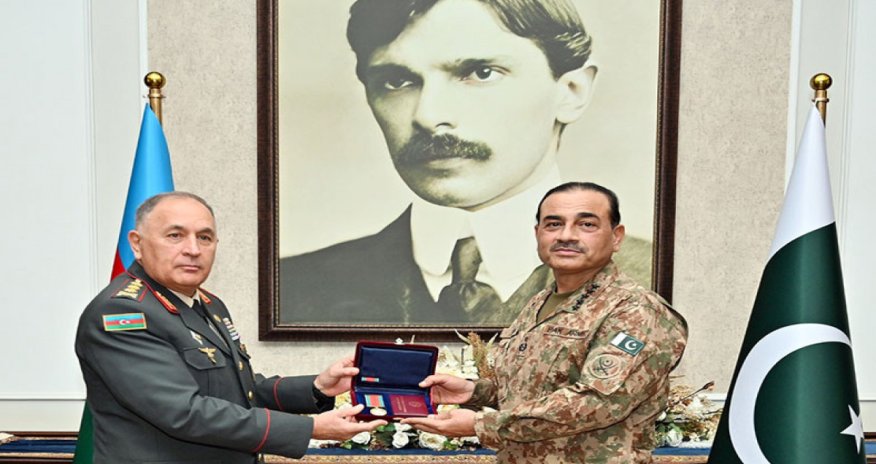 Azərbaycanın Baş Qərargah rəisi Pakistana səfər edib