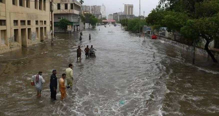 Жертвами наводнений в Кашмире стали 32 человека