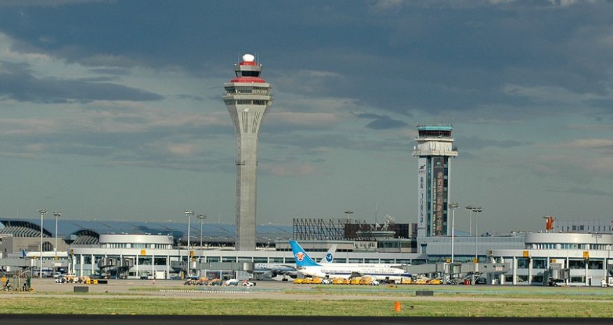 
Rusiyanın üç hava limanı fəaliyyətini dayandırıb