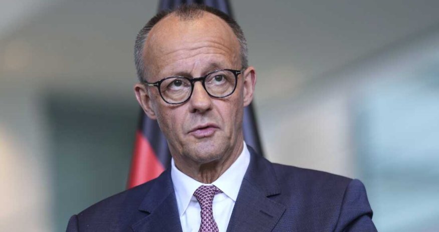 Мерц предложил площадку для переговоров Путина, Зеленского и Трампа