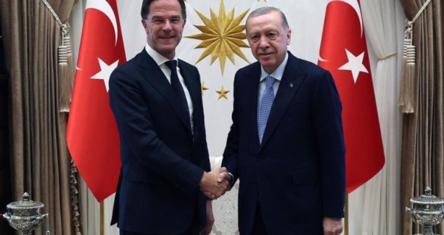 Ərdoğan və Mark Rutte arasında telefon danışığı olub