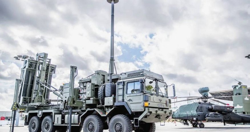 
Britaniya altı ədəd zenit-raket kompleksi alacaq