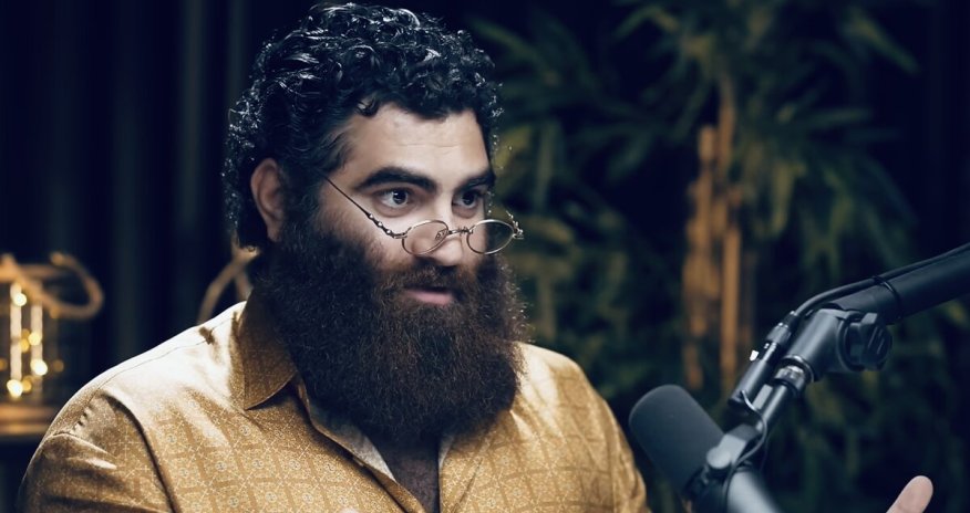 Против блогера Арсена Маркаряна завели дело