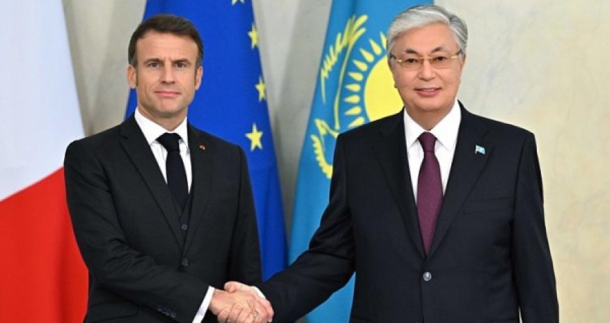 Макрон и Токаев обсудили ситуацию на Южном Кавказе