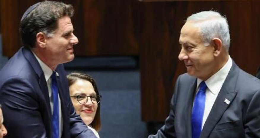 Нетаньяху отправил своего министра в Эмираты