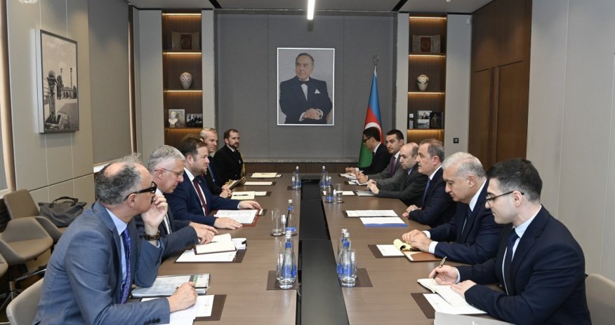 Азербайджан и Великобритания укрепляют союз