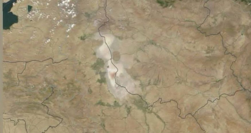 Lake Urmia nearly dried up &mdash; NASA images