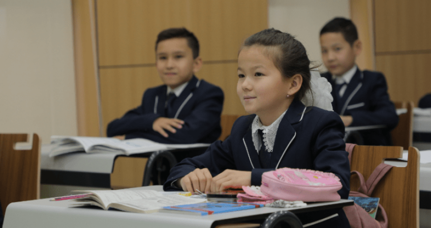 Özbəkistan 12 illik təhsil sisteminə keçir