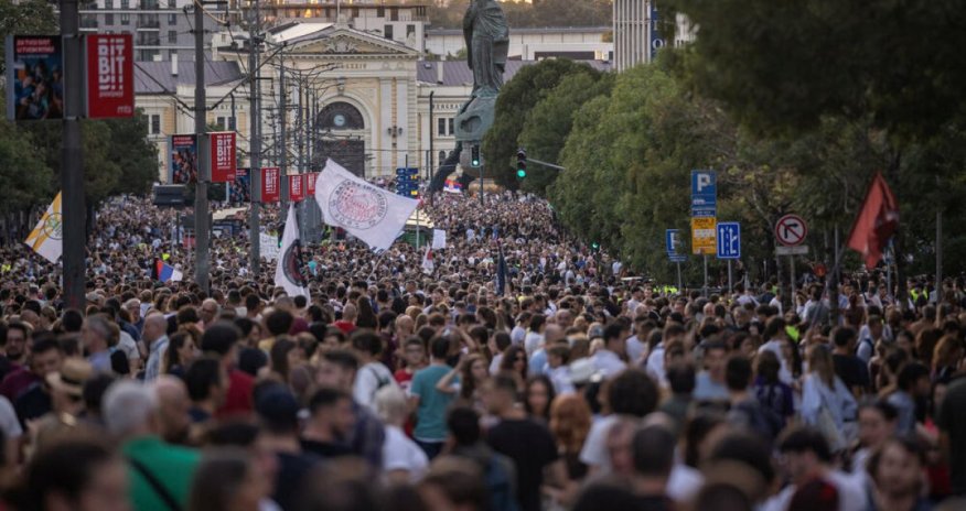 Сербские студенты требуют отменить госприватизацию