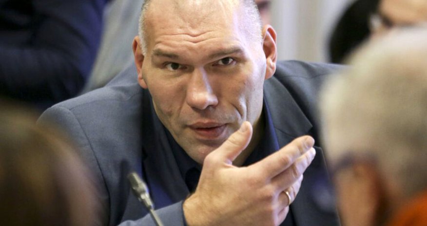 Украина объявила в розыск Валуева