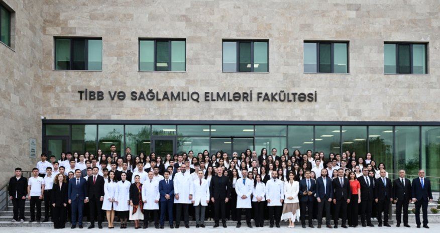 Prezident Qarabağ Universitetinin Klinikası binasının və tədris korpusunun açılışında iştirak edib