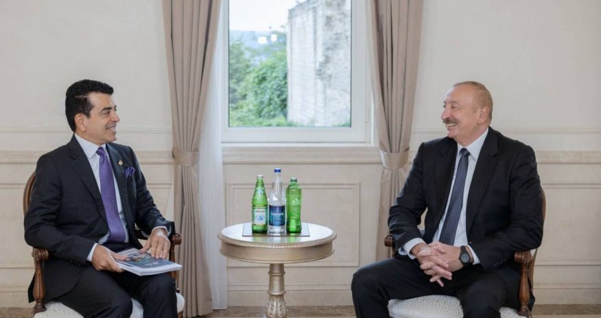 ICESCO-nun Baş direktoru "Dostluq" ordeni ilə təltif edilib