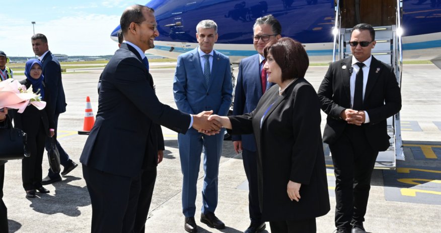 Milli Məclisin sədri Malayziyaya səfər edib