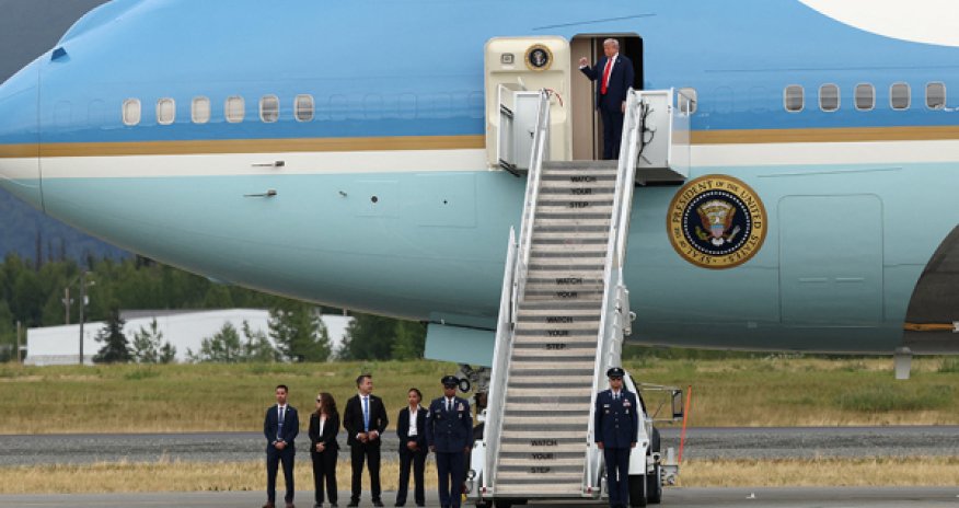 Трамп чуть не попал в авиакатастрофу